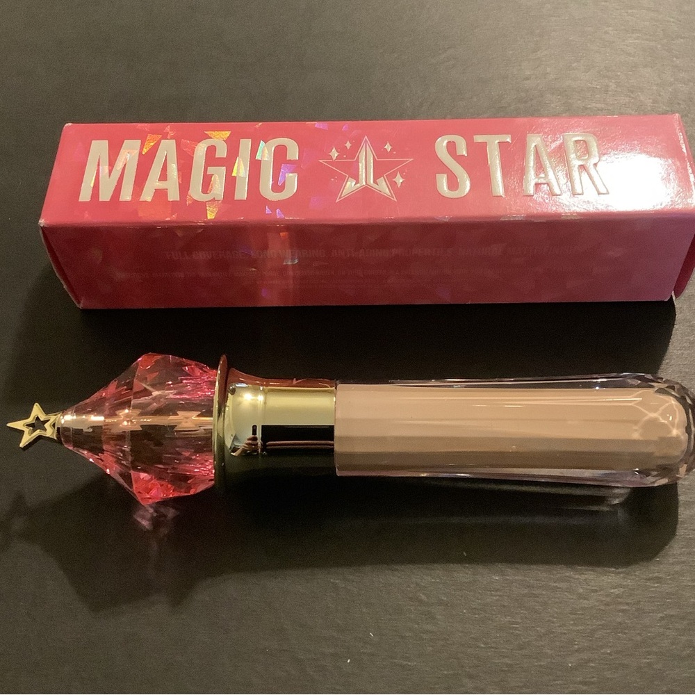 Jeffrey Star C14.5 Magic Star Liquid Concealer